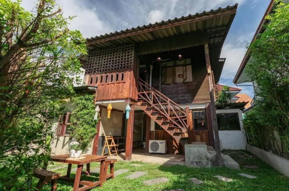 Nearthepark Backpack House Vandrerhjem Chiang Mai Eksteriør bilde